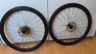 Juego  Ruedas Giant Carretera Gravel 