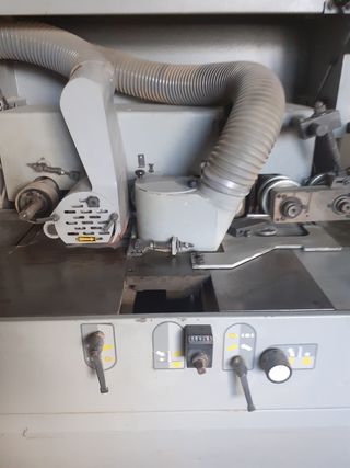 Cepilladora cuatro cantos