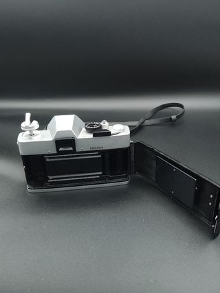 Cámara analógica réflex Cosina 1000s