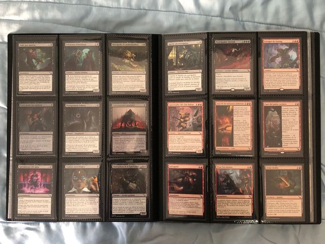 Set completo "Asesinatos en la mansión Karlov"