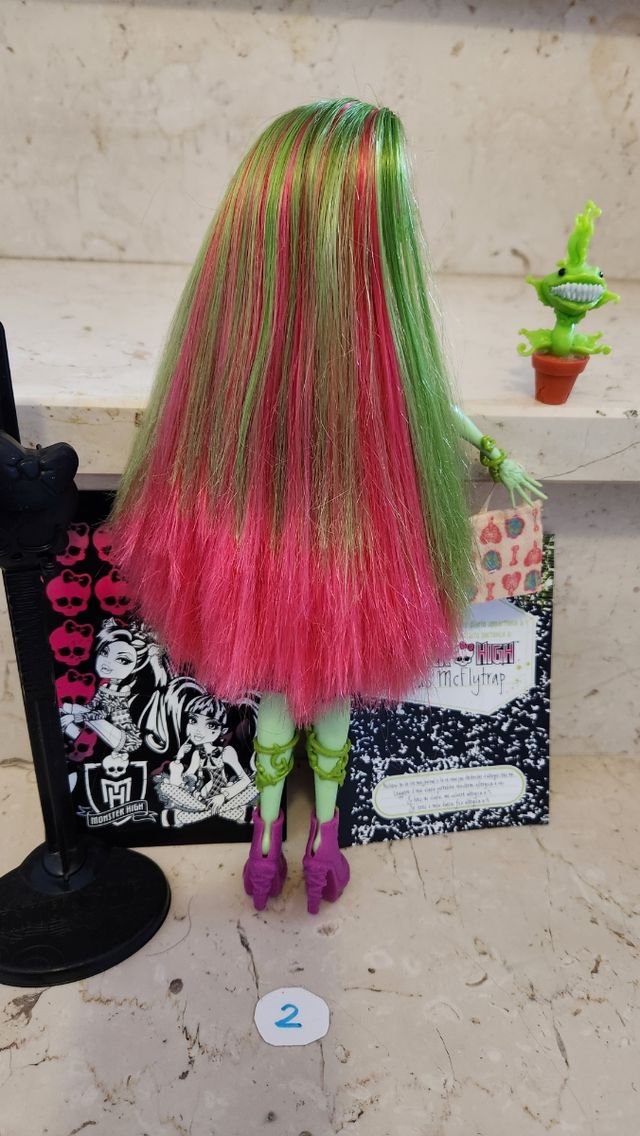Monster high venus mcfiytrap mattel