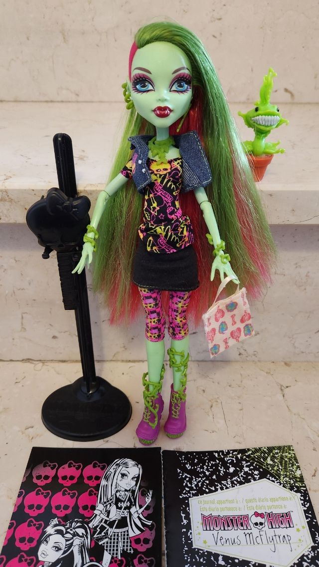 Monster high venus mcfiytrap mattel