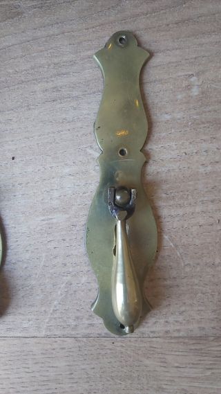 Tiradores antguos en bronce laton