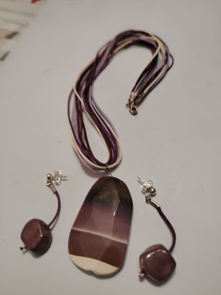 Gargantilla y pendientes