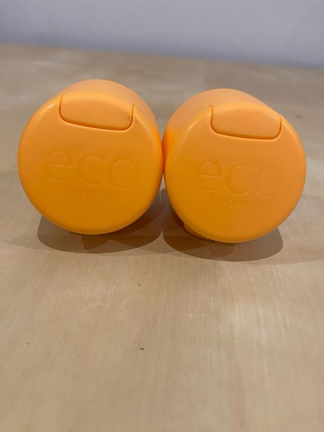 Dos tapas para botella de 1 litro tupperware