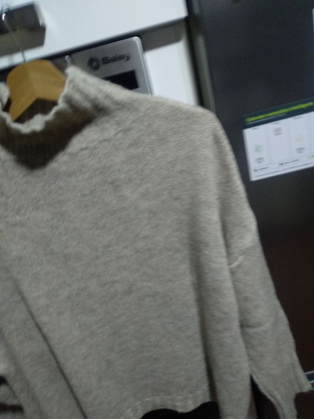 Gersey de lana , muy abrigado y favorece