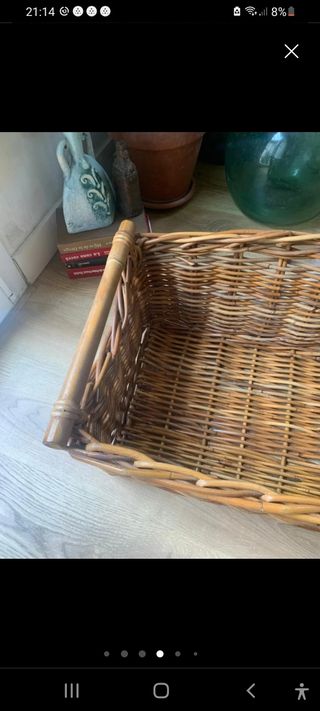 Cesta de minbre