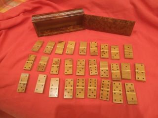 domino madera y plata