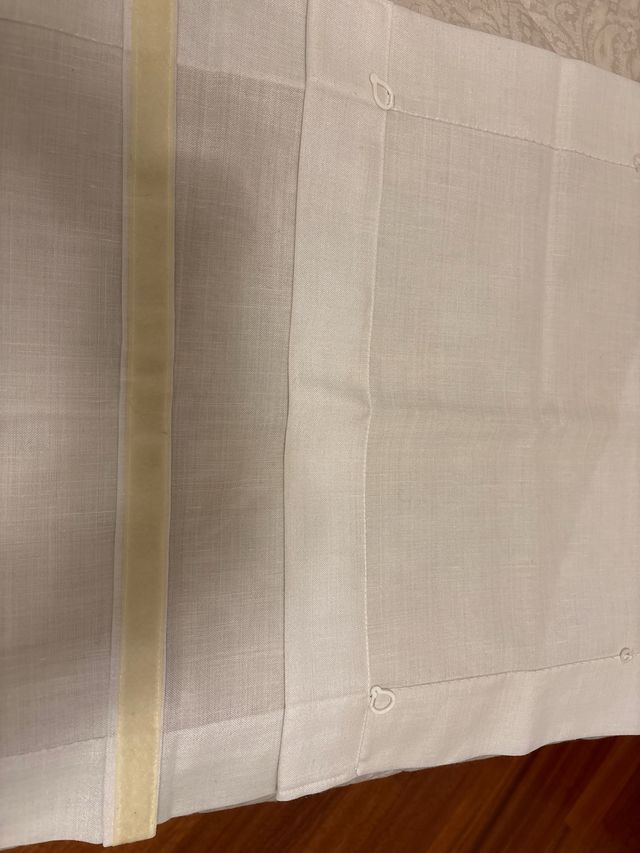 Tenda a pacchetto bianca