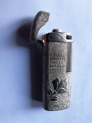 Accendino vintage da collezione " MAY YOU LUCK"