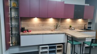 Cocina lacada y pino de Arizona