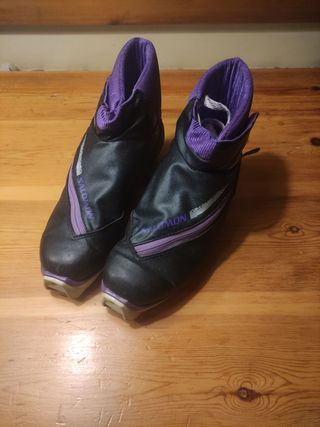 Botas esquí nórdico Salmón 42 . Año 1998