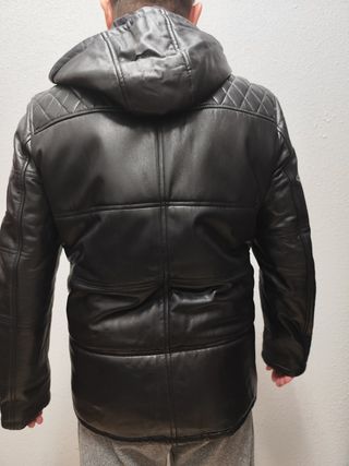 Chaquetón  piel sin estrenar 