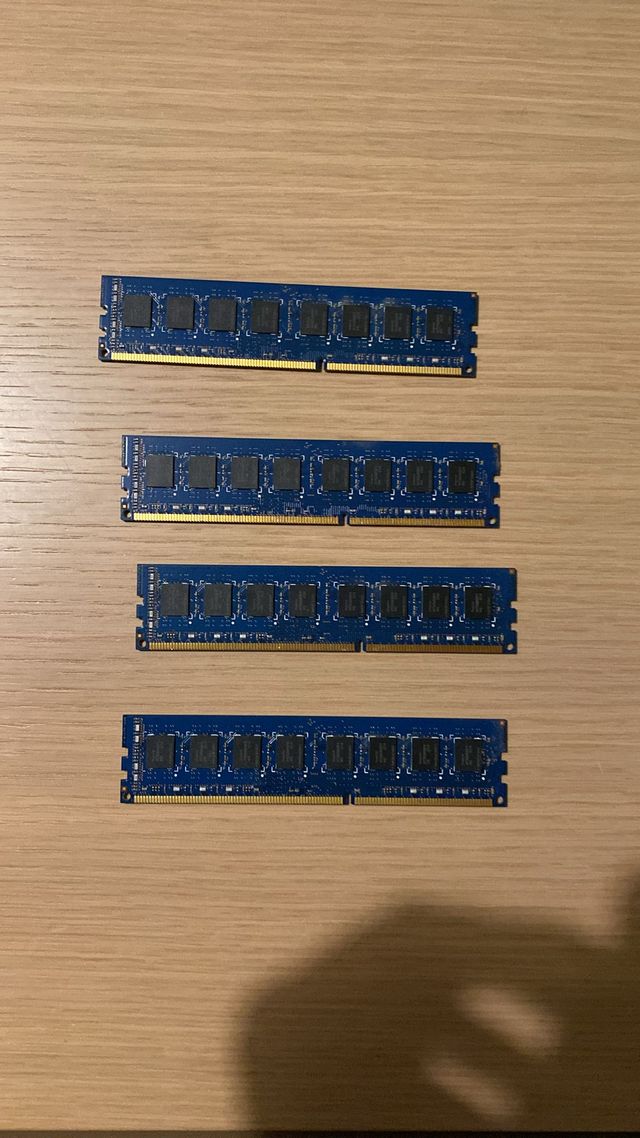 4x4 Gb di Ram (16gb) PC3-106000U Lenovo