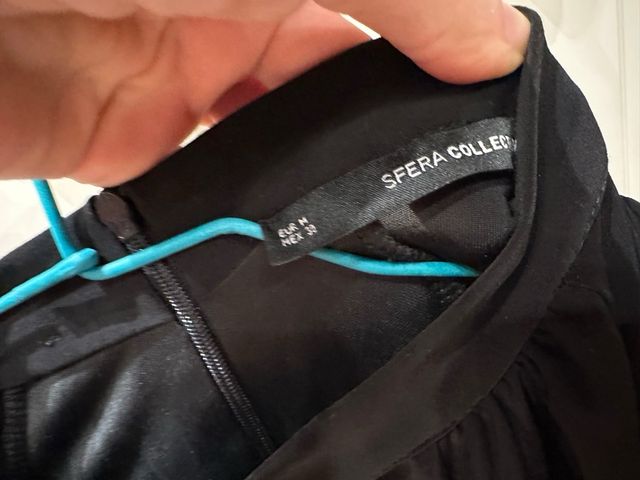 Vestido abertura y drapeado