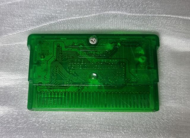 Juego de la game boy pokemon esmeralda
