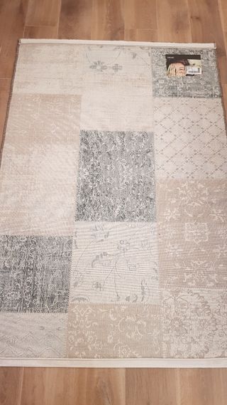 Tappeto stampato beige e blu a pelo corto