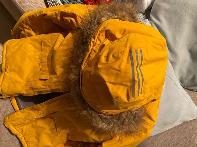 Parka niño Mountain WareHouse Talla 11 / 12 años