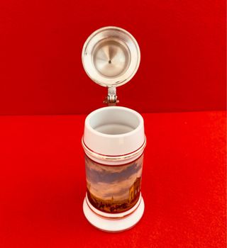 JARRA DE CERVEZA / CRUZCAMPO / PORCELANA / AÑOS 80