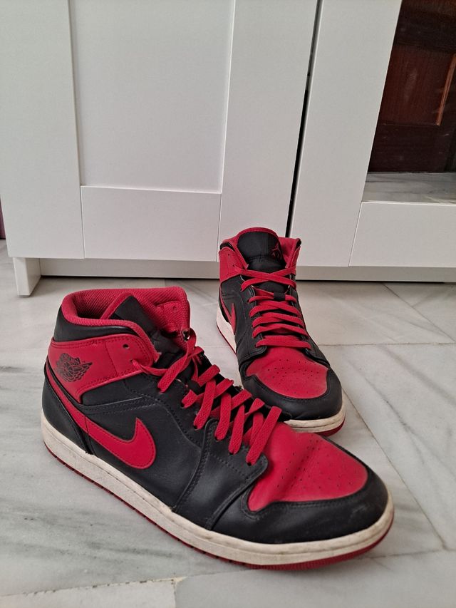 Nike Air Jordan 1 Mid