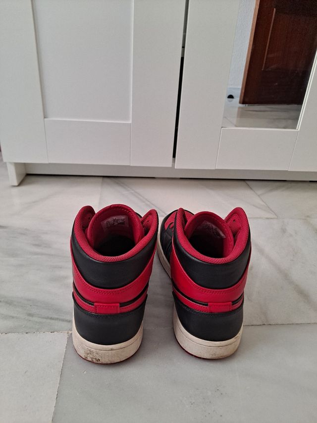 Nike Air Jordan 1 Mid