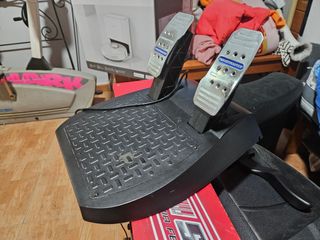 Volante thurmaster t300