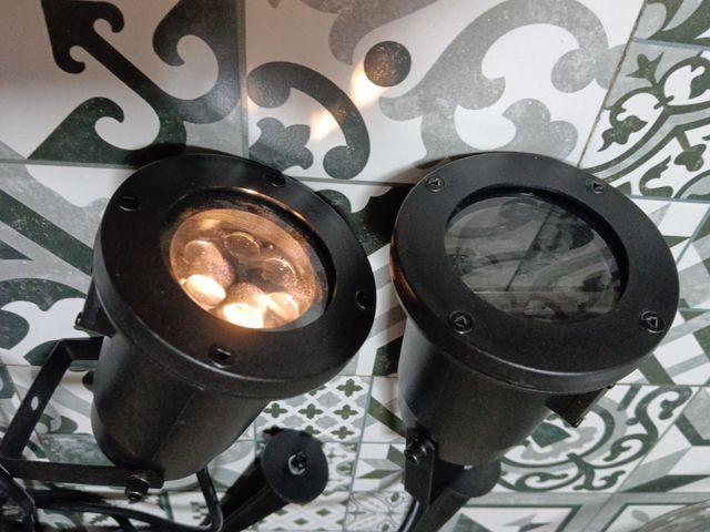 PROYECTOR de luces giratorias