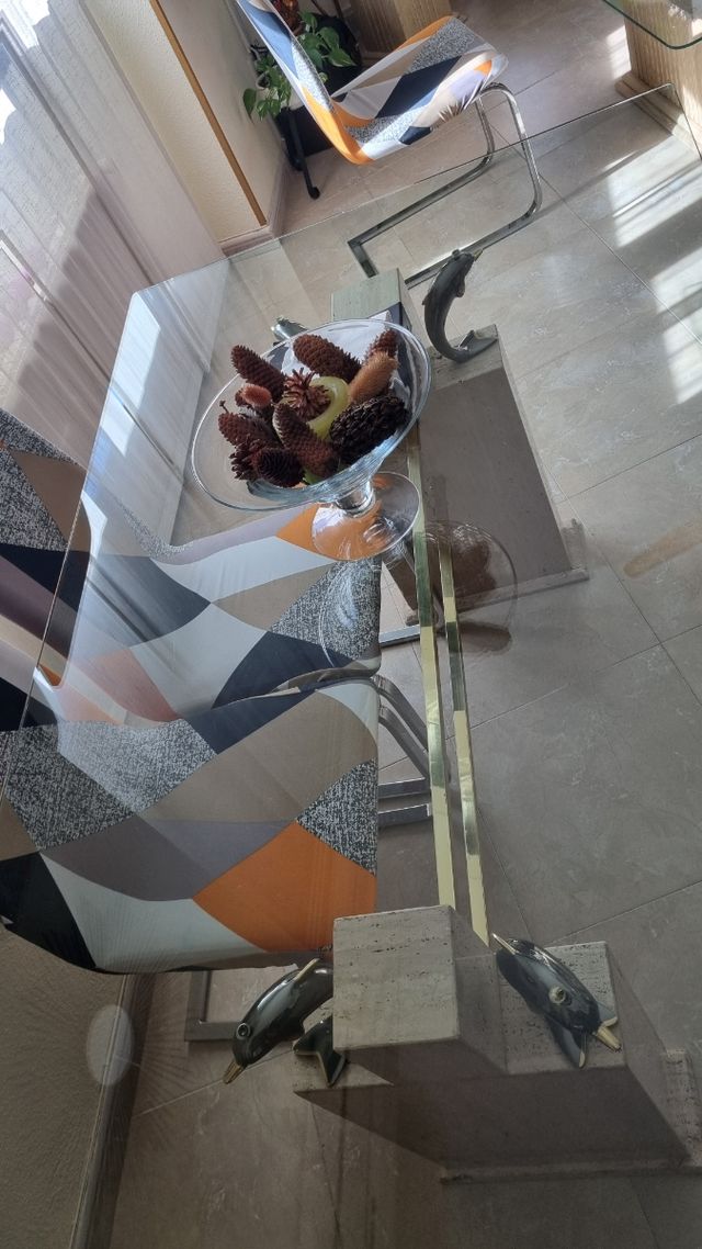 Mesa de mármol y cristal 