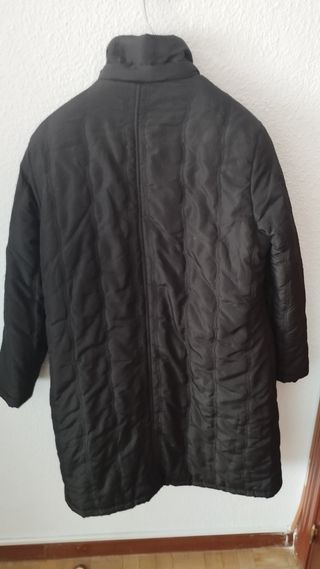 Abrigo de mujer largo ideal para el invierno 