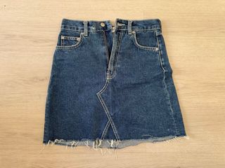 Falda denim totalmente nueva Zara 