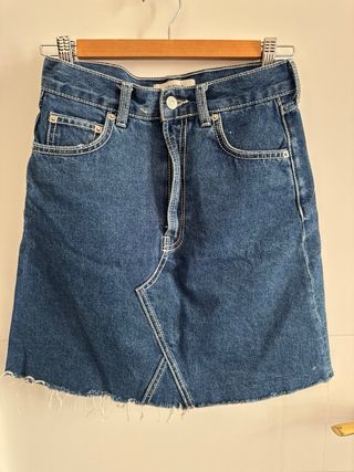 Falda denim totalmente nueva Zara 