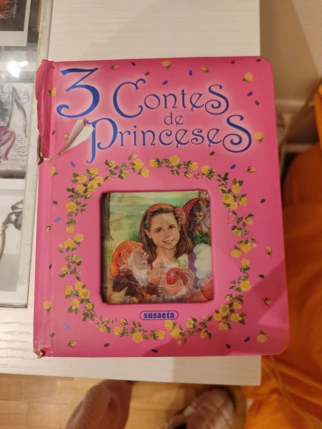 3 Contes de princeses (Catalan Edition)