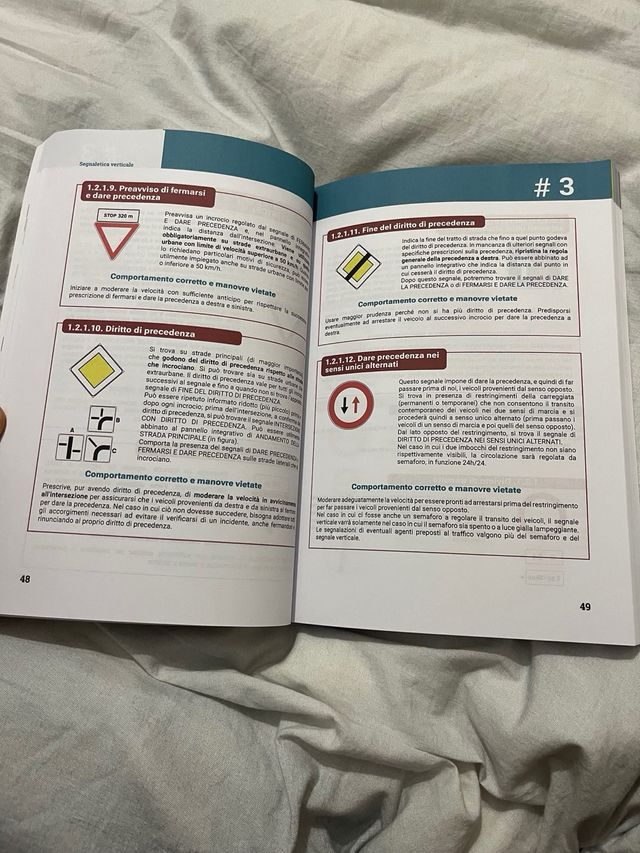 Libro di preoarazione alla patente di guida
