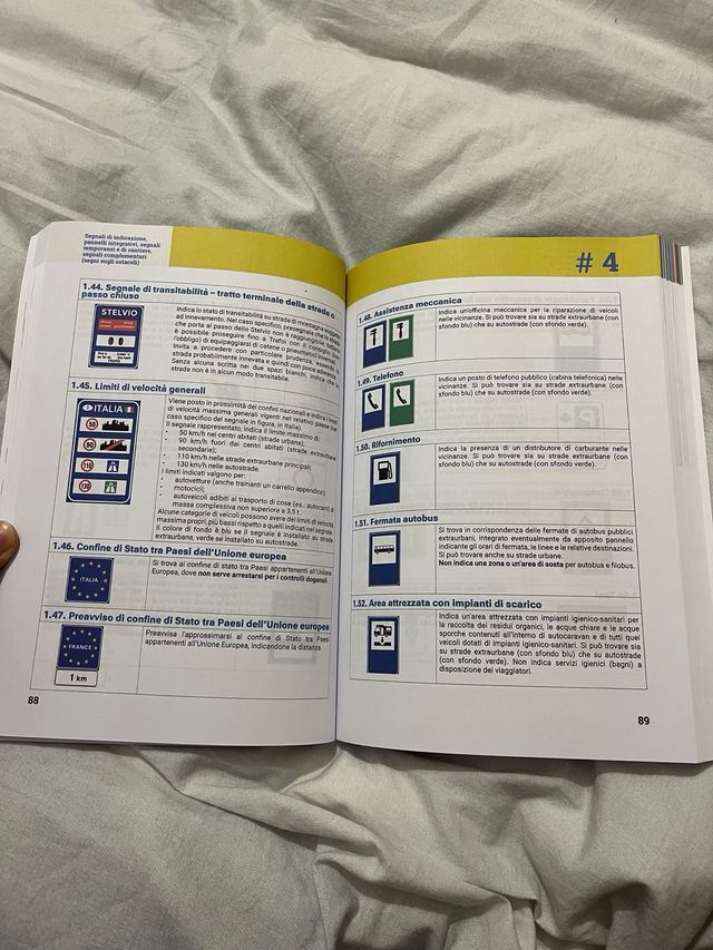 Libro di preoarazione alla patente di guida