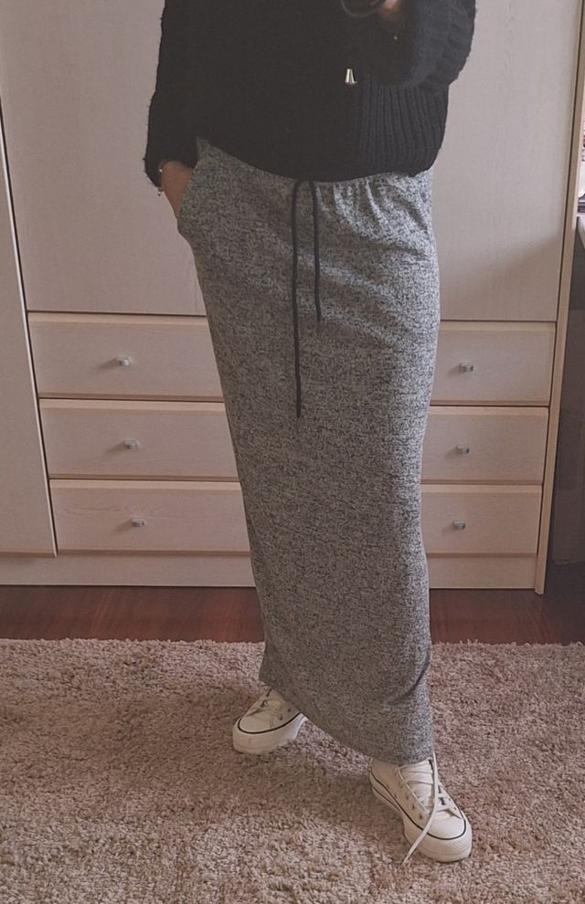 Falda larga nueva con etiquetas