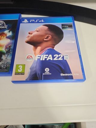 Ps4 Slim con todos los cables y 2 mandos