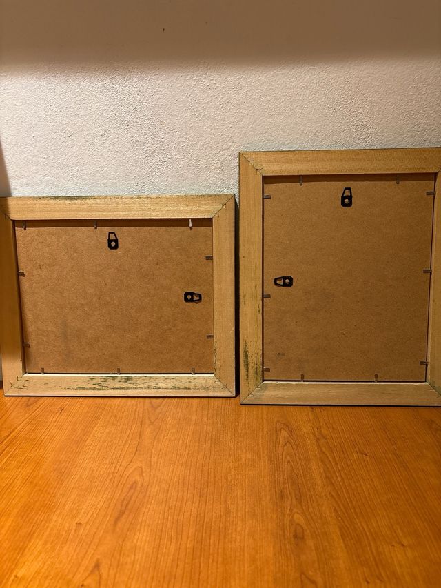 Coppia quadretti cornice verde