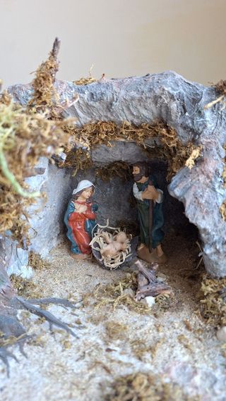 Presepe Artigianale Illuminato – Fontana Funzionan
