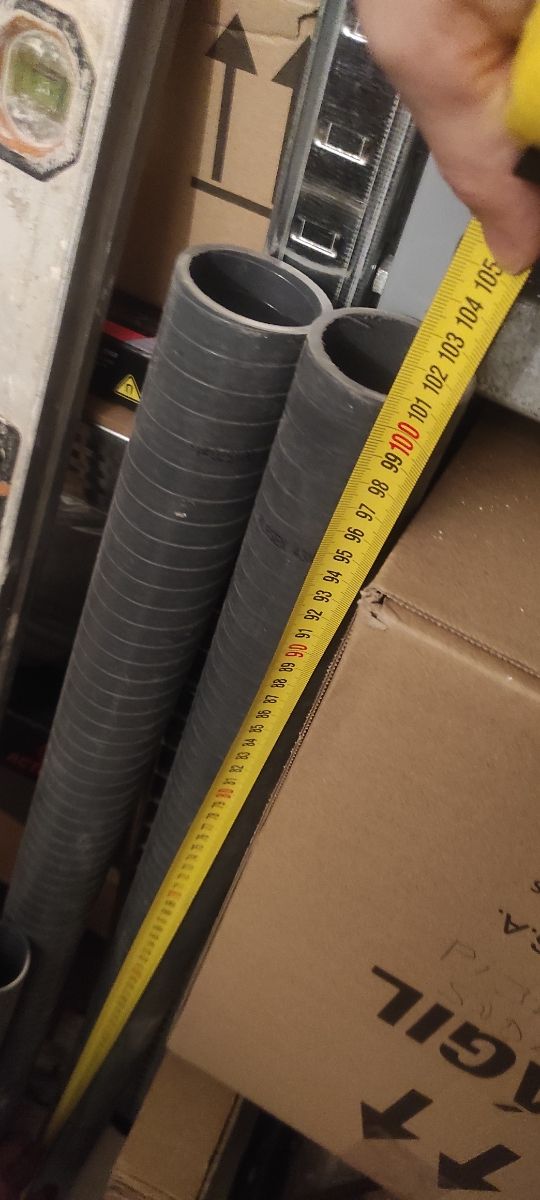 Tubos y codos de PVC