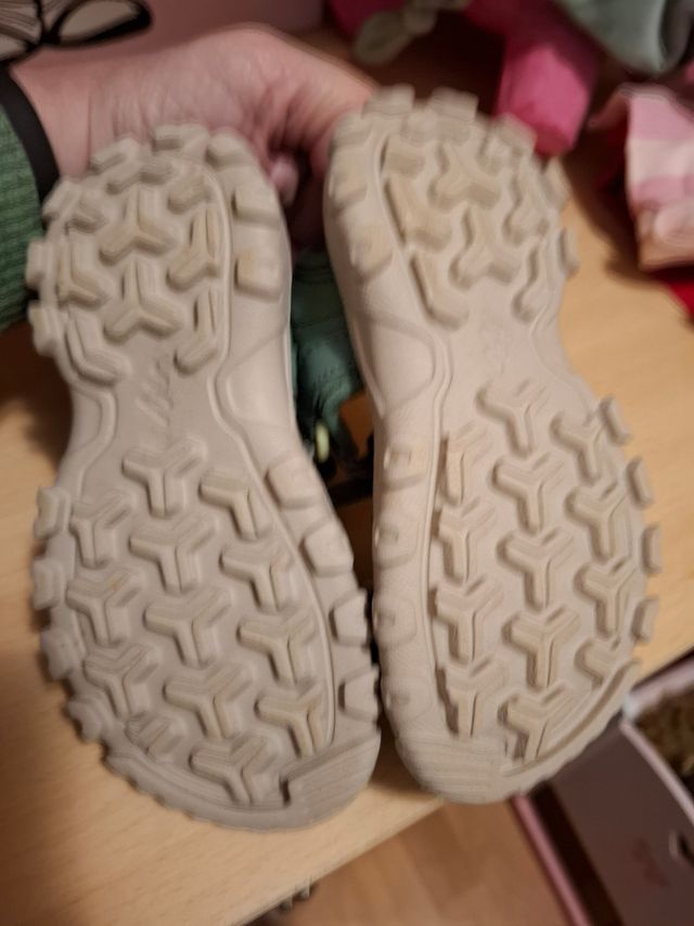 Sandalia niña piscina