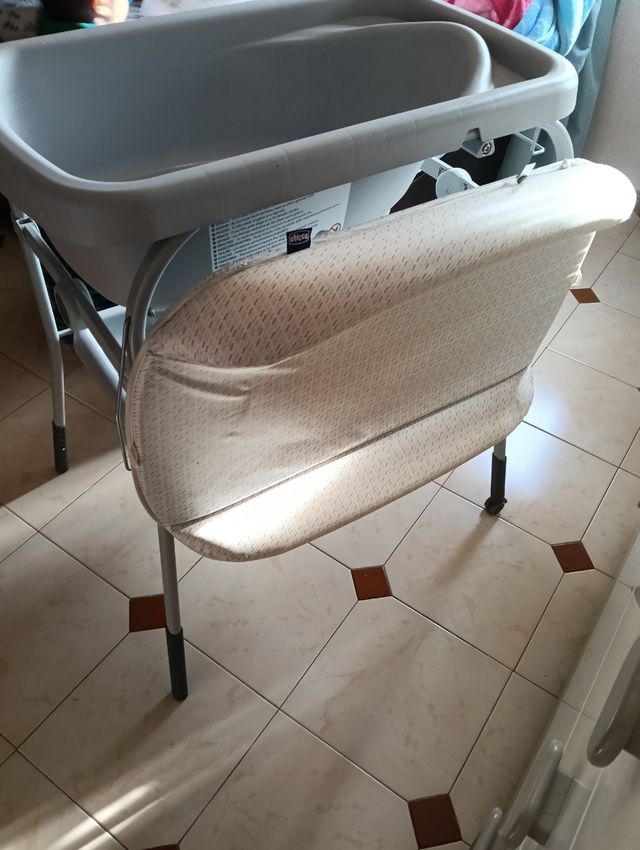 Bañera cambiador marca Chicco 