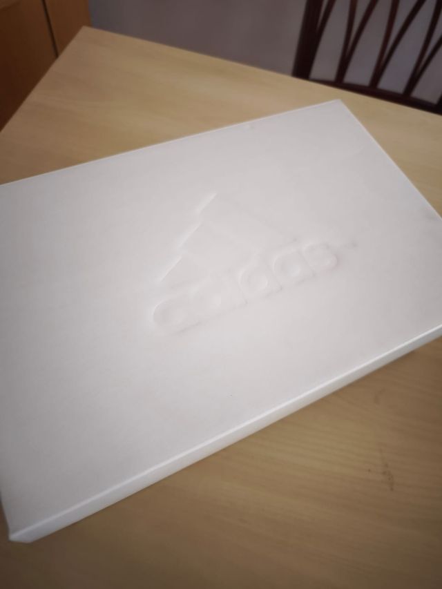 Adidas d.o.n. issue4