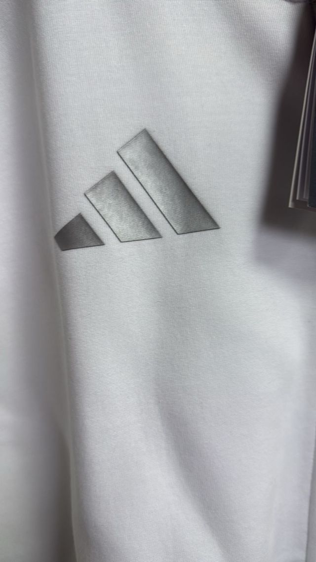 Chaqueta real Madrid adidas himno