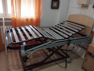 CAMA ARTICULADA COMO NUEVA