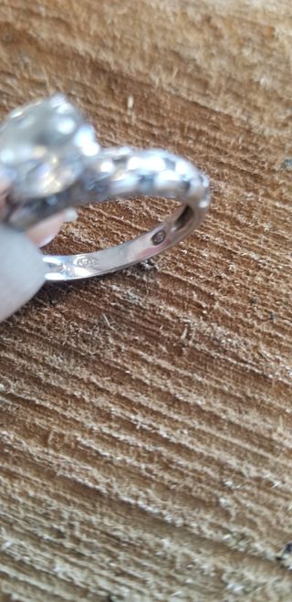 Anillo plata de ley,circonitas engastada