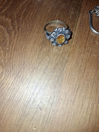 Anillo antiguo oro 18 klts y plata con piedras