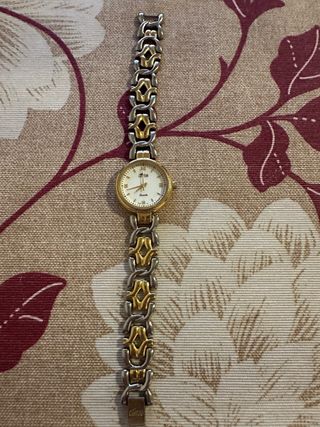 Reloj mujer Lotus acero chapado en oro