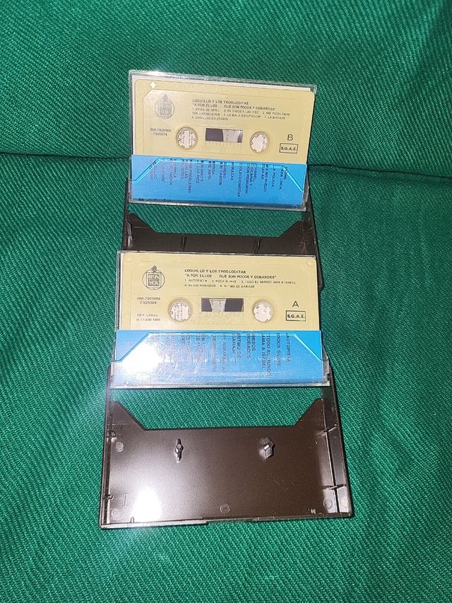 Casette loquillo i sus trogloditas