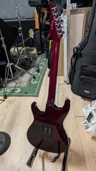 Ibanez sas32fm