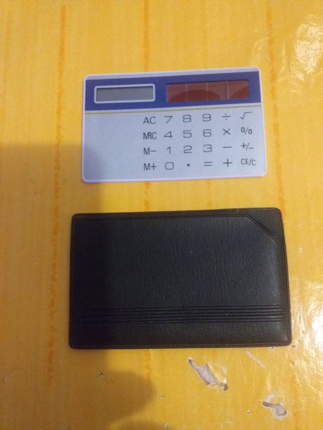 CALCULADORA SOLAR DE BOLSILLO.